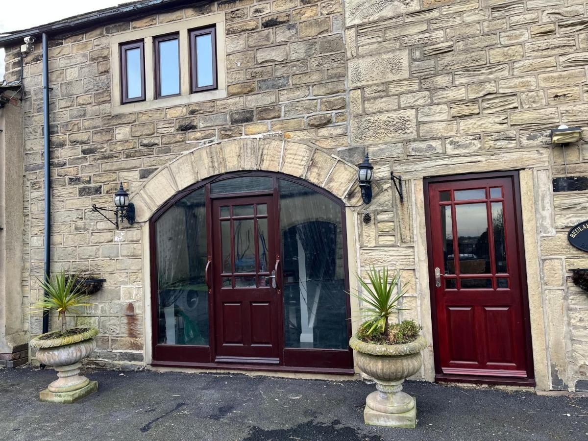 The Farm House Modern Spacious 2 Bedroom Home At Tong Road Leeds Perfect For Contractors Free Secure Parking Pudsey Exterior foto
