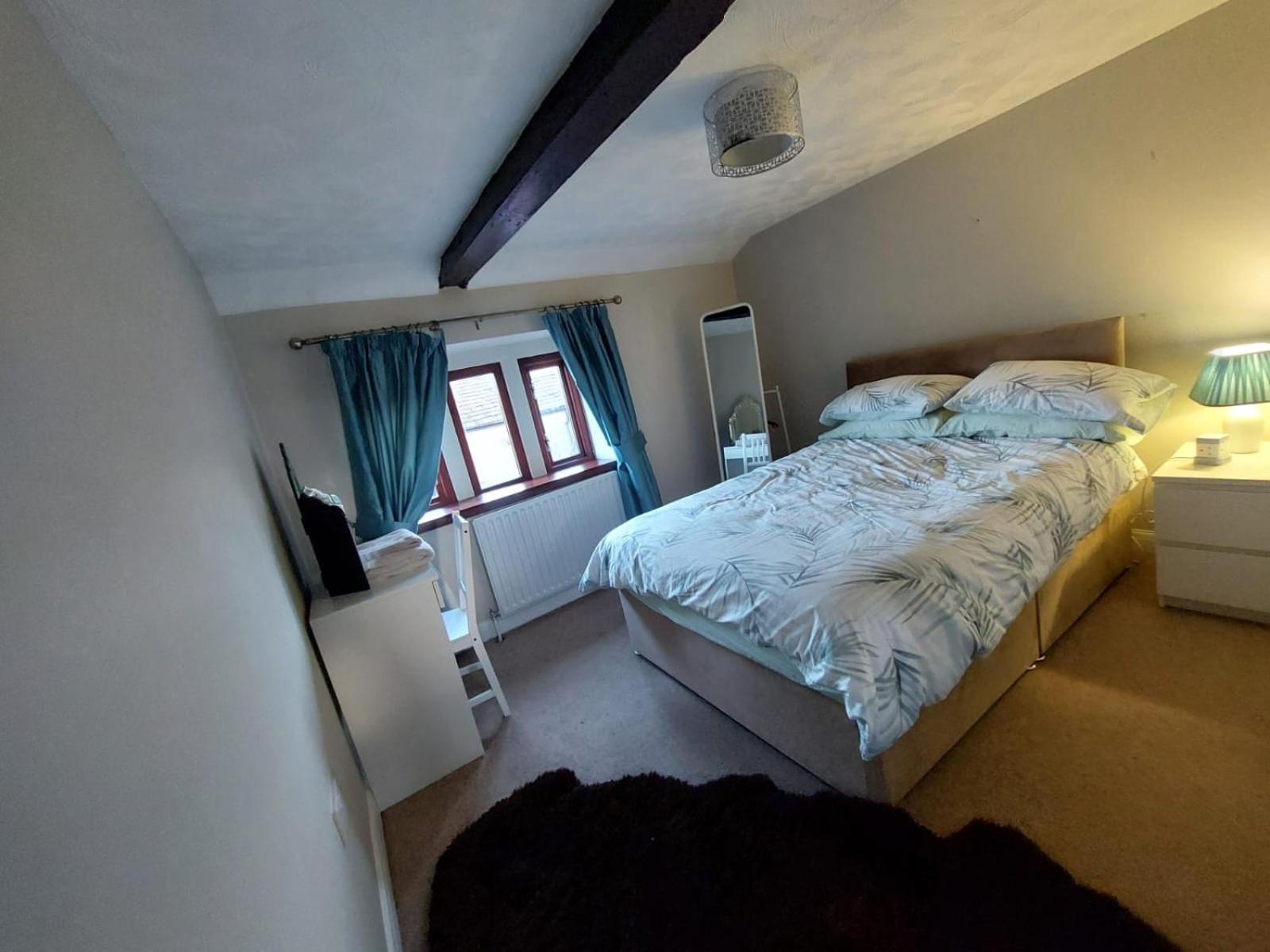 The Farm House Modern Spacious 2 Bedroom Home At Tong Road Leeds Perfect For Contractors Free Secure Parking Pudsey Exterior foto